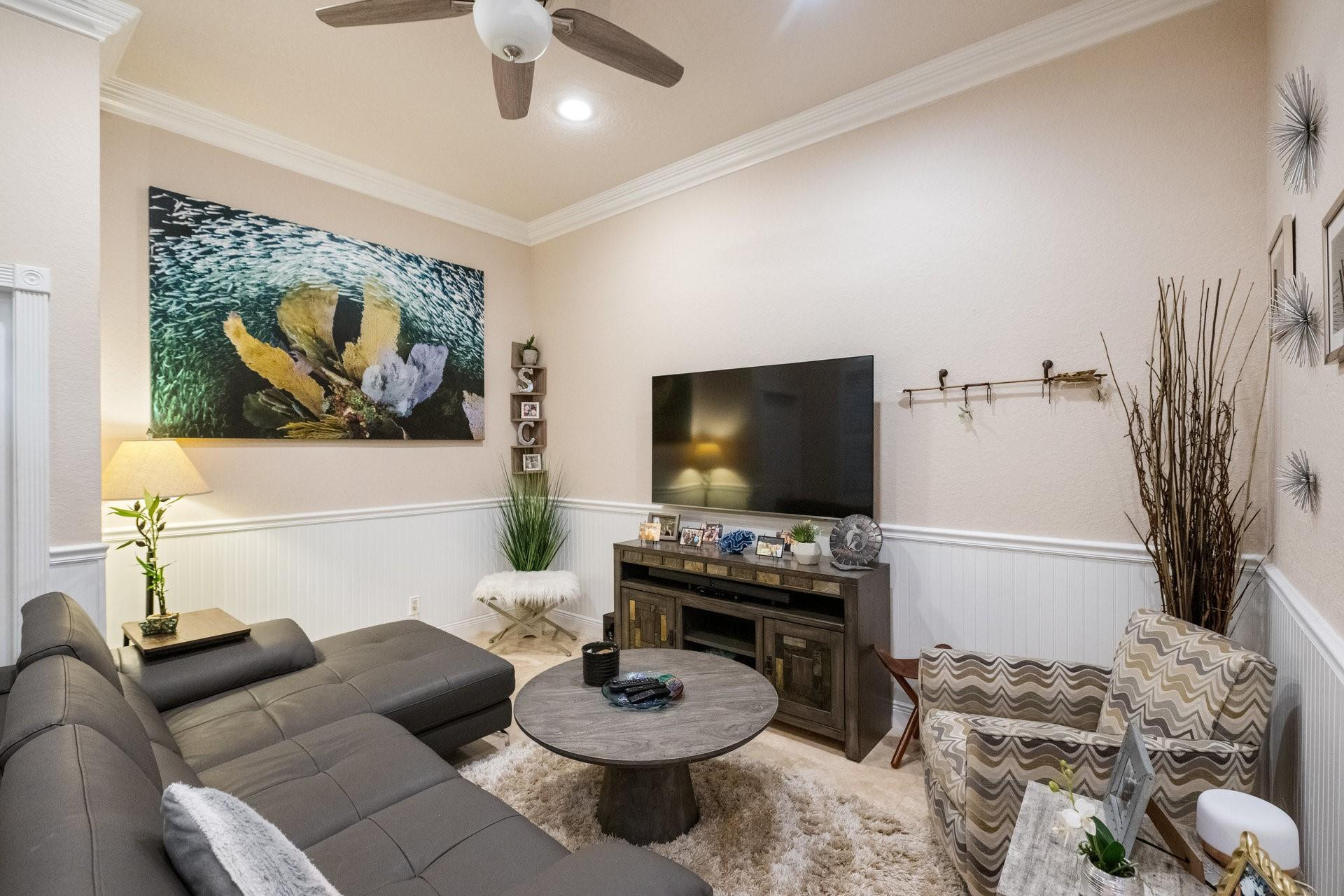 1421 Bayview Dr Unit: 1421