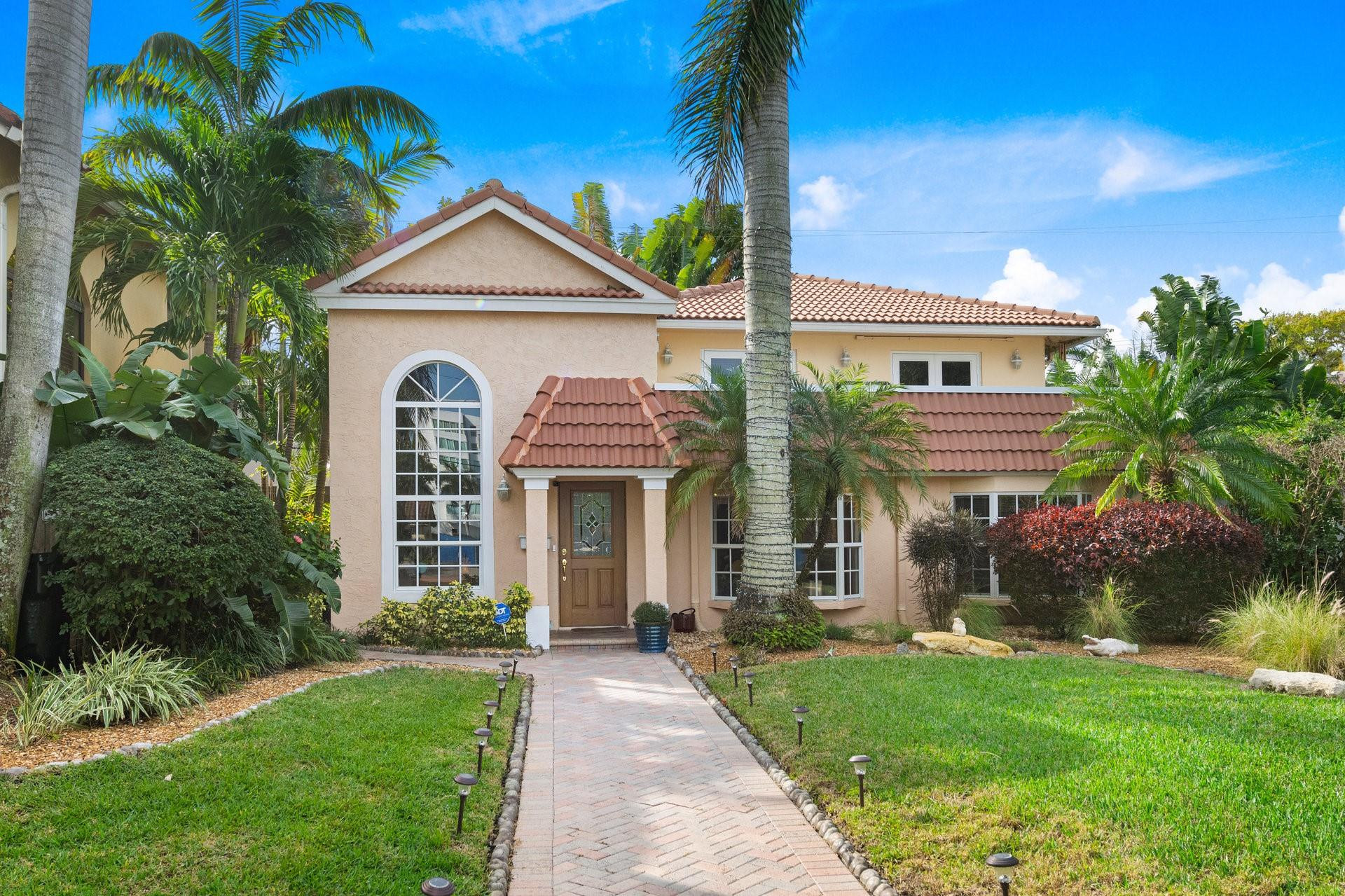 796 N Rio Vista Blvd