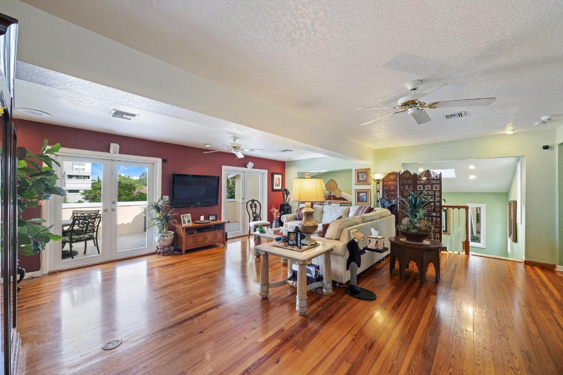 796 N Rio Vista Blvd