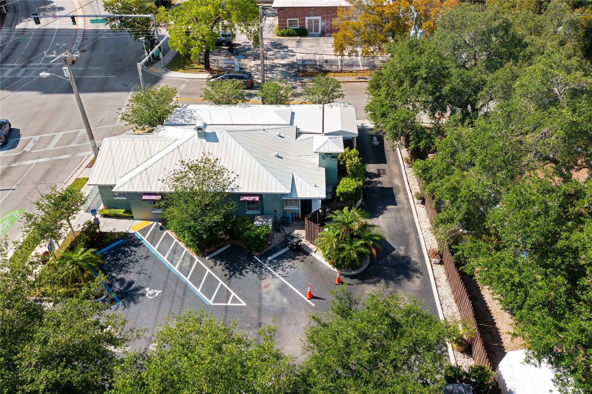 701 W Las Olas Blvd.
