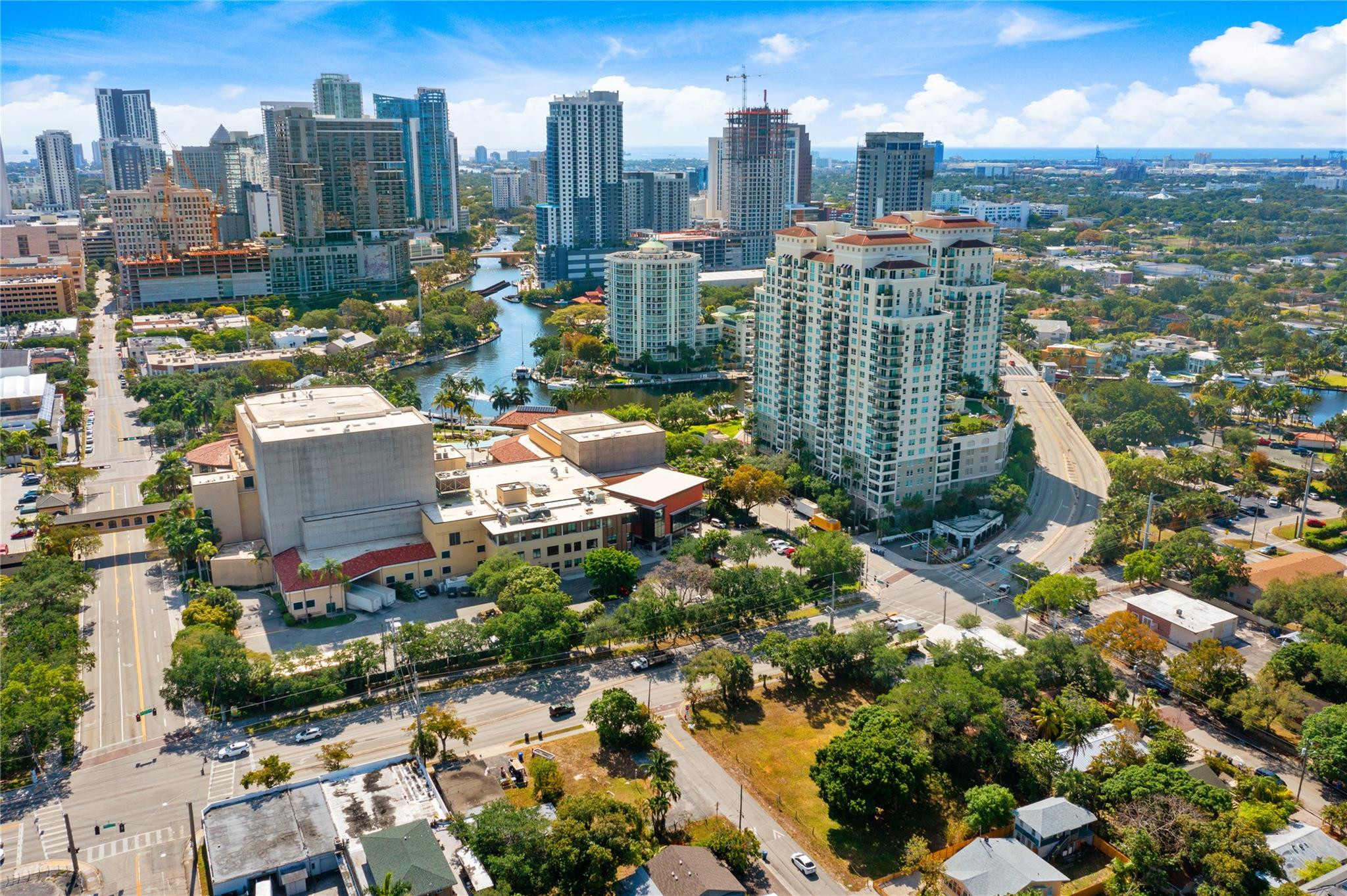 715 W las olas blvd #1-2