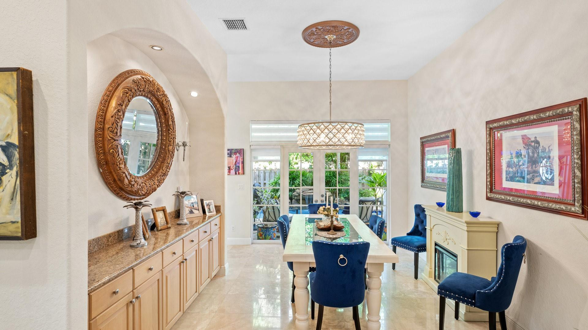 1423 Bayview Dr 1423