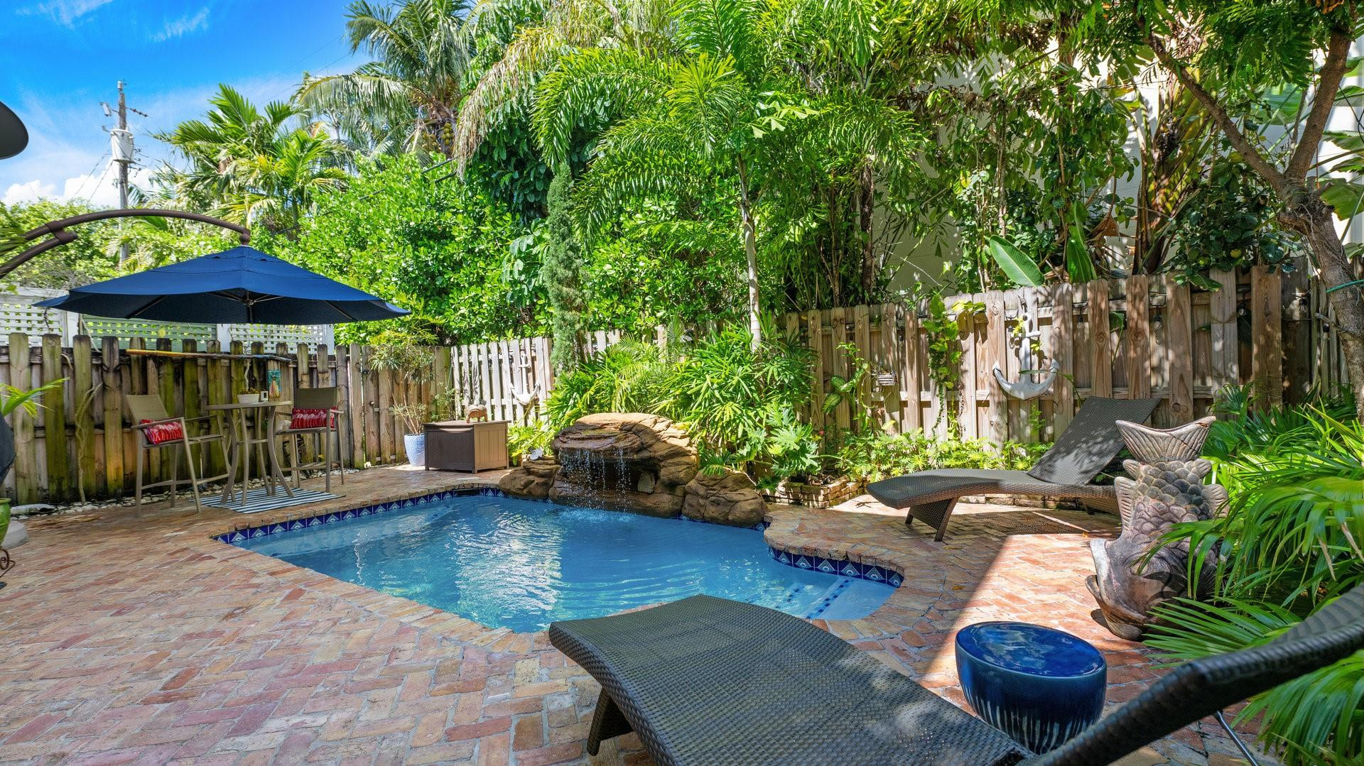 1423 Bayview Dr 1423