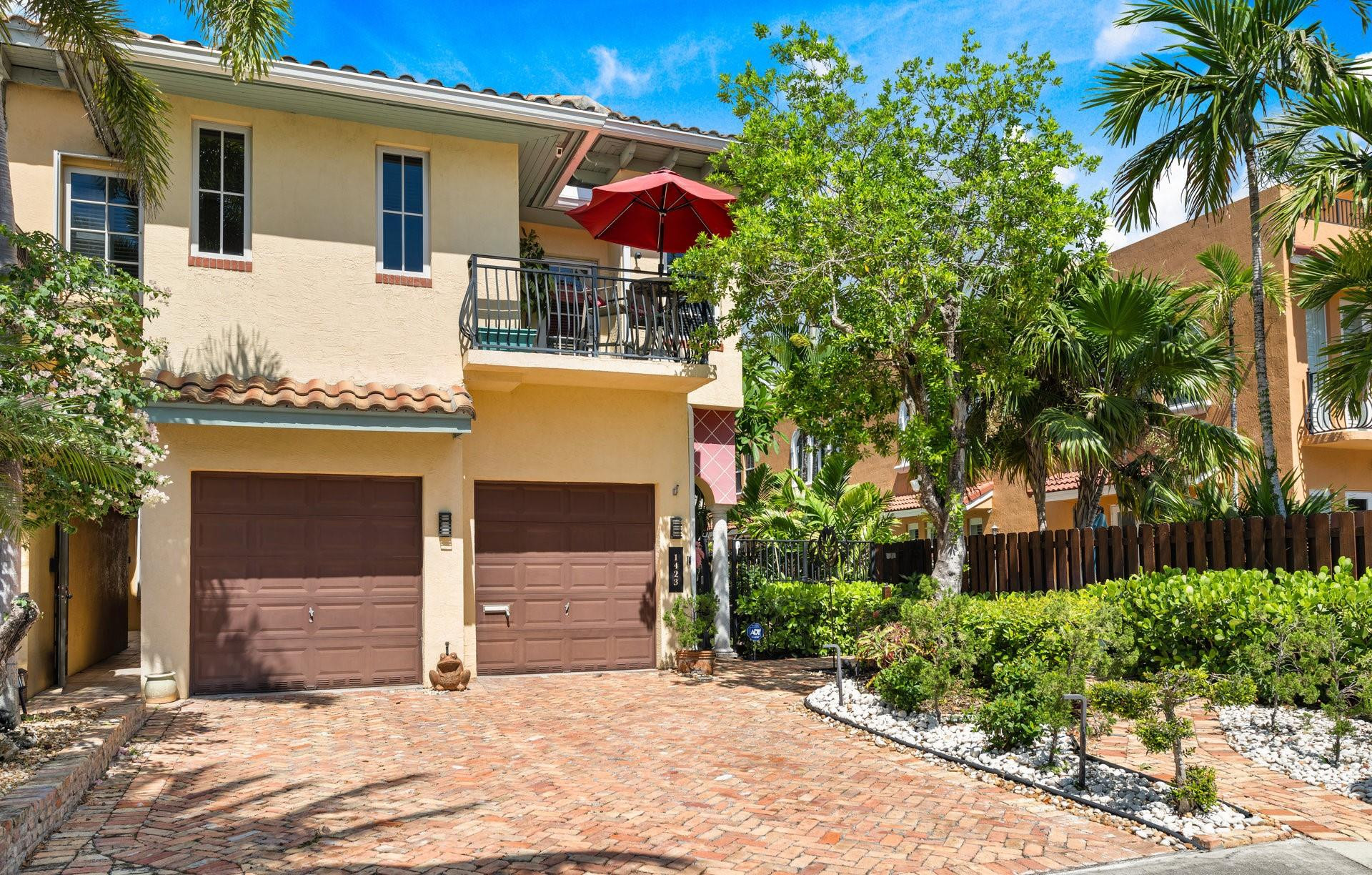 1423 Bayview Dr 1423