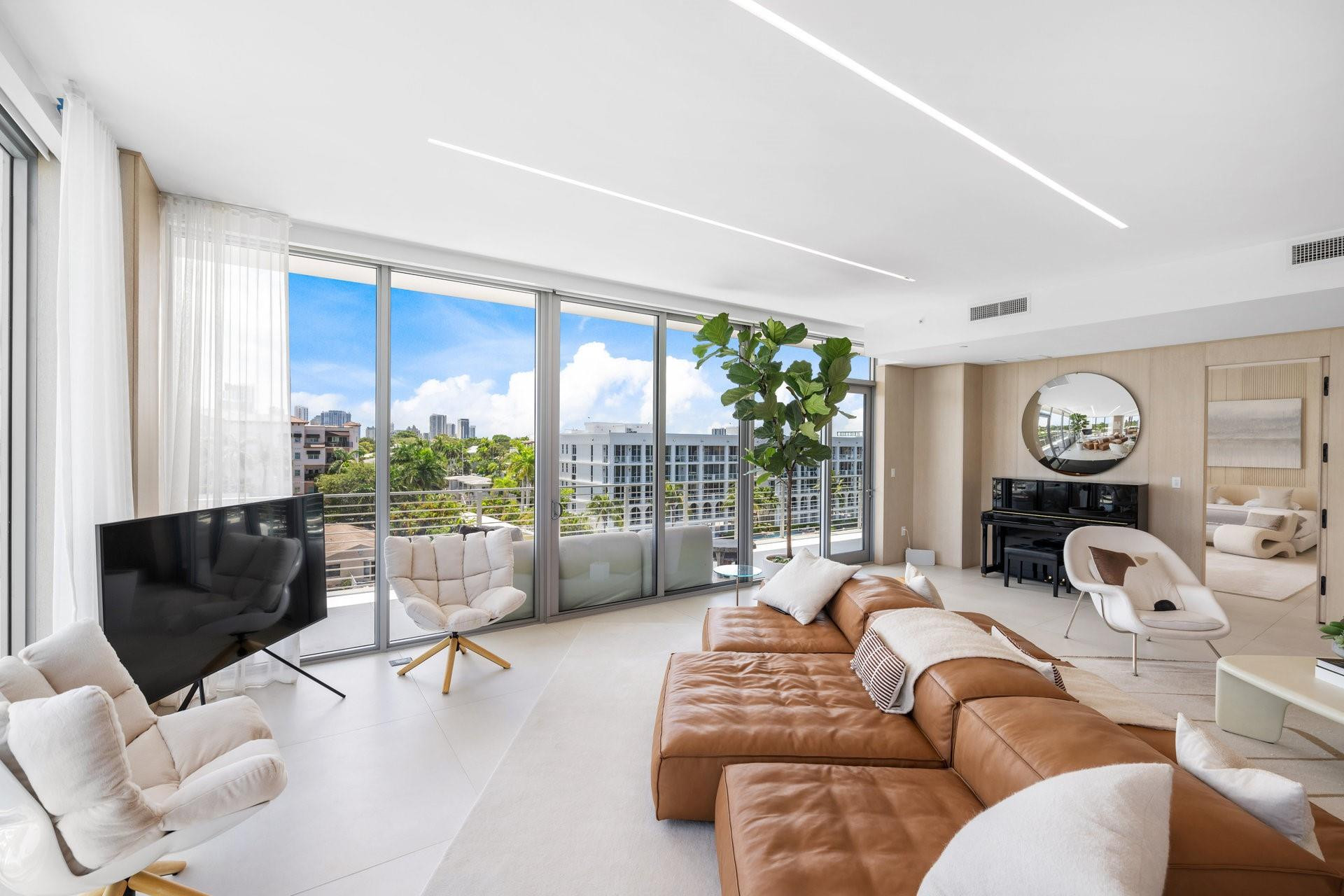 21 Isle Of Venice Dr PH1