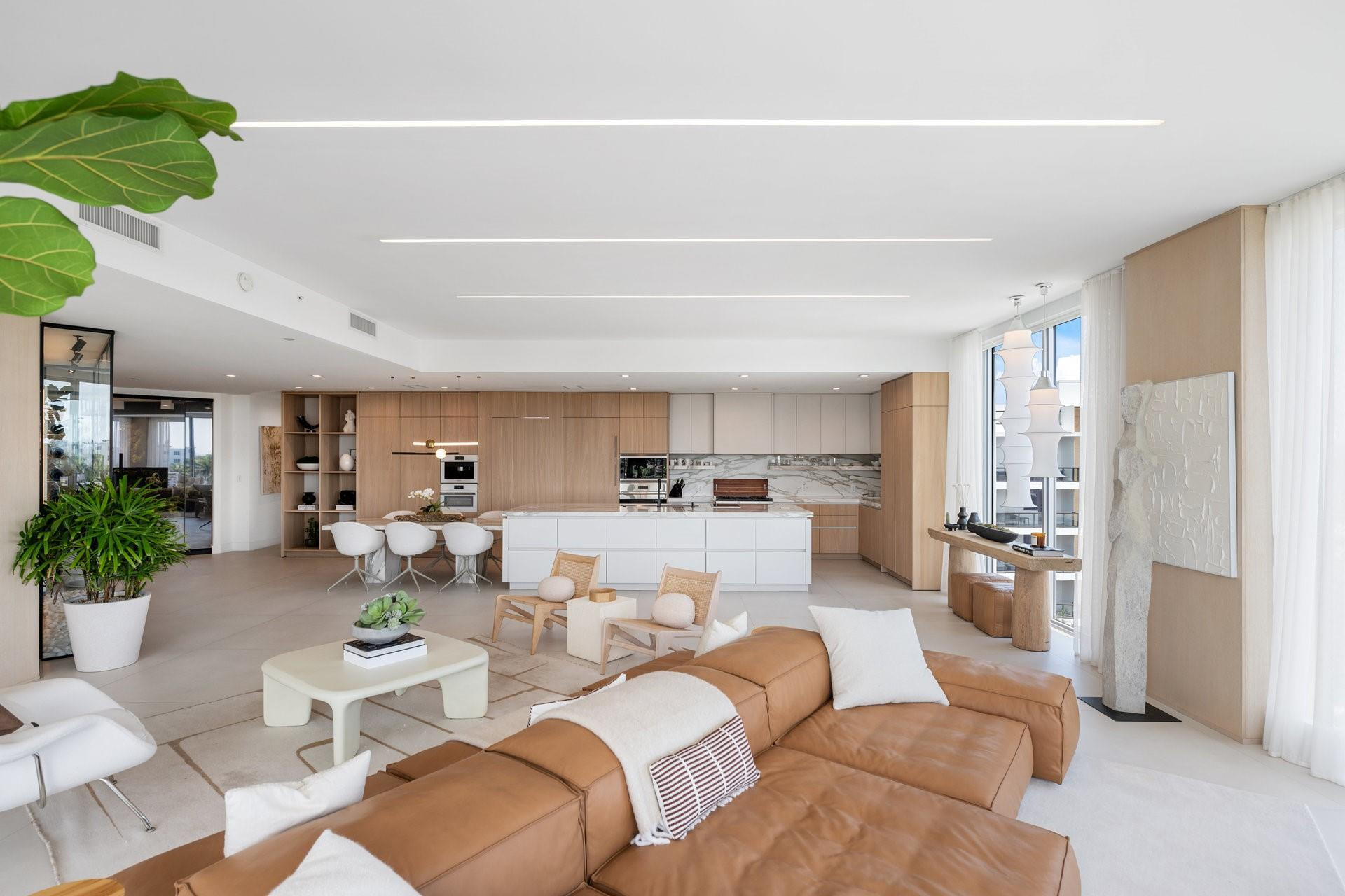 21 Isle Of Venice Dr PH1