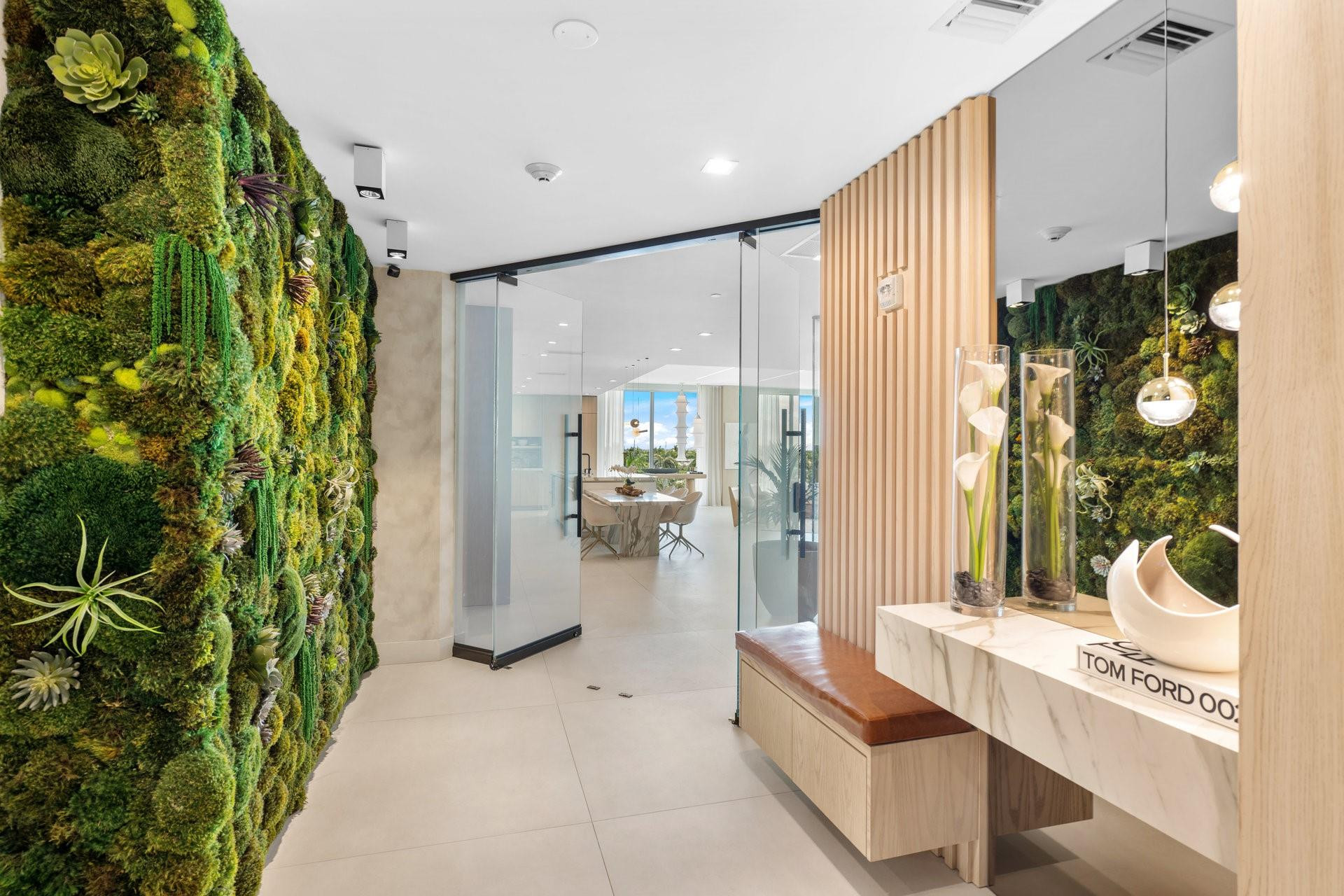 21 Isle Of Venice Dr PH1