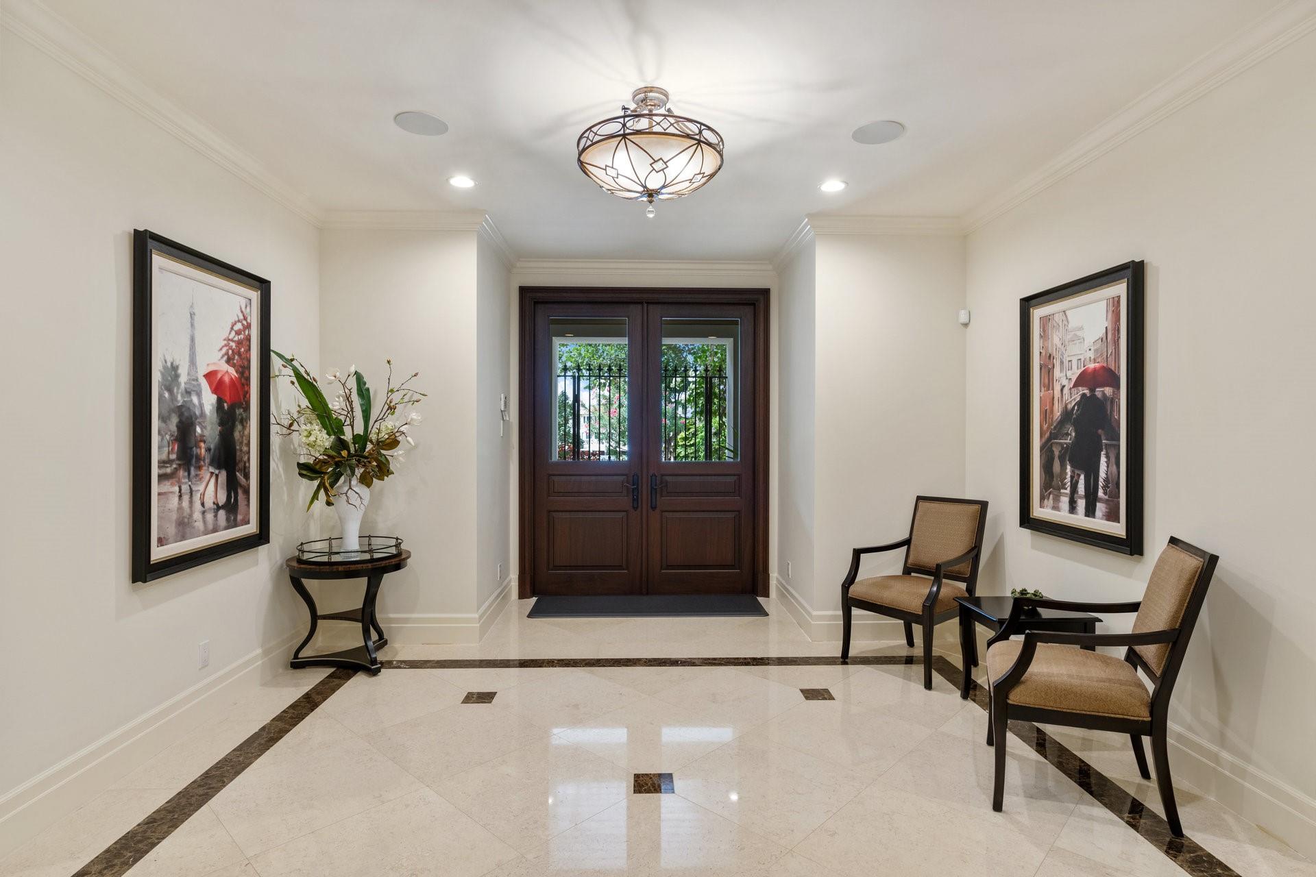 1011 Hillsboro Mile