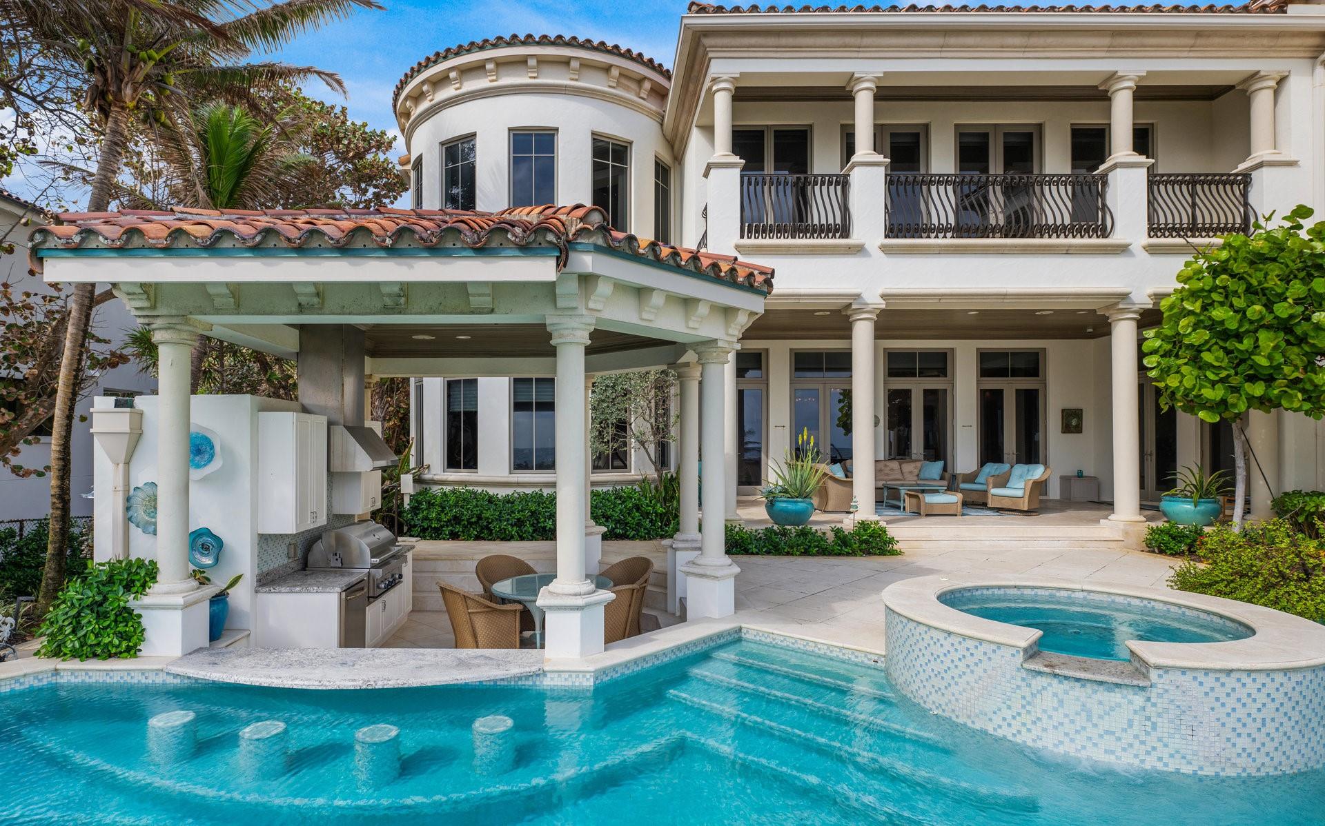 1011 Hillsboro Mile