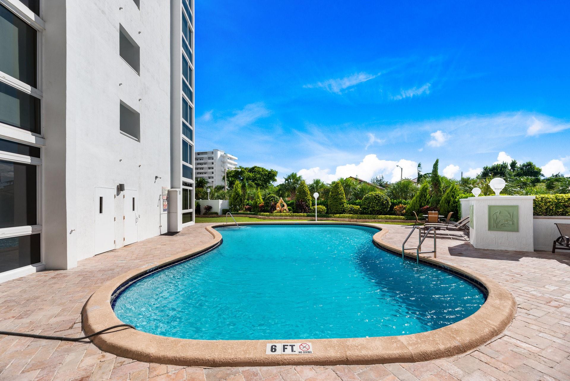 2715 N Ocean Blvd 17D