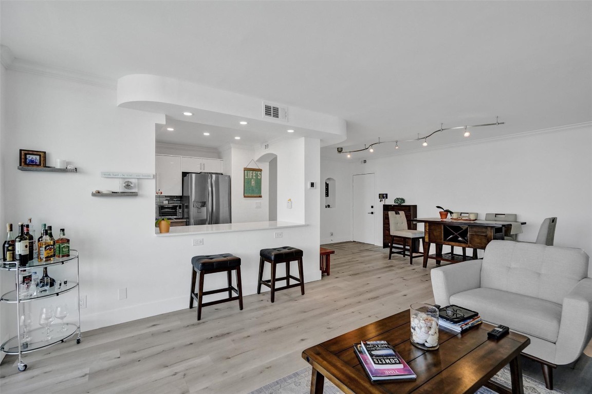 2715 N Ocean Blvd 17F