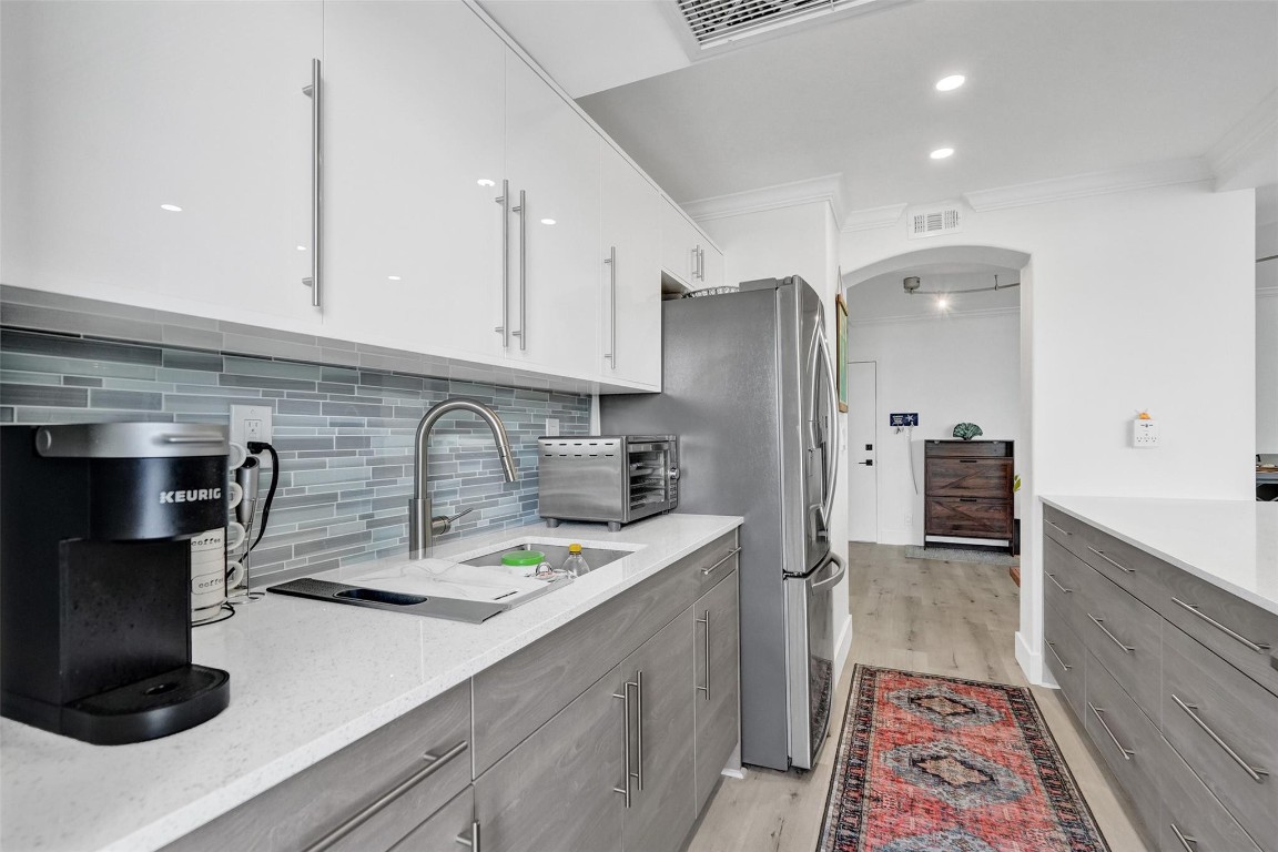 2715 N Ocean Blvd 17F