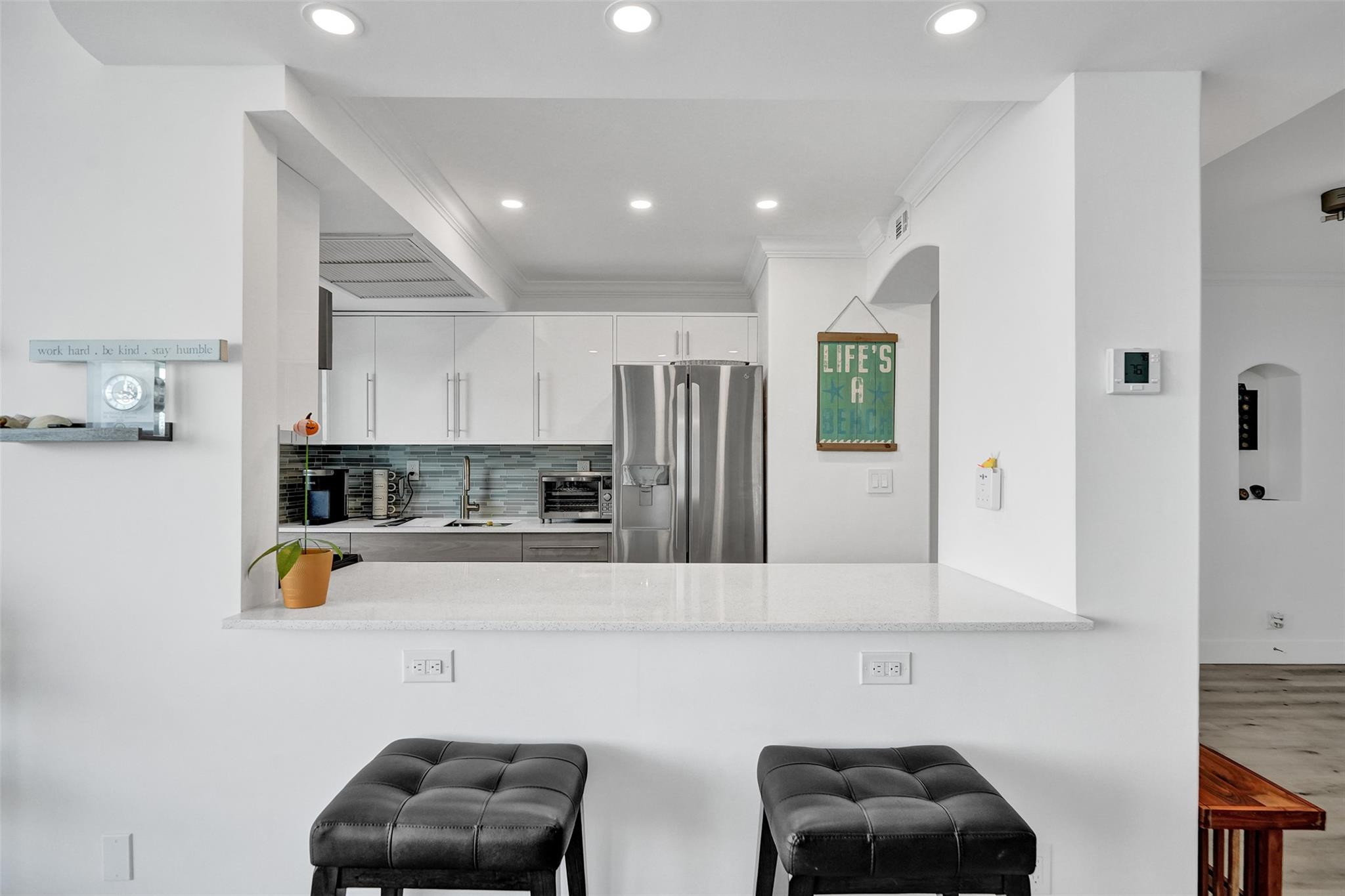 2715 N Ocean Blvd 17F