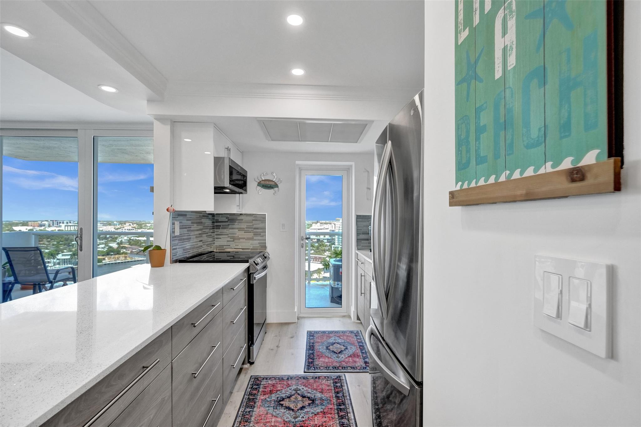 2715 N Ocean Blvd 17F