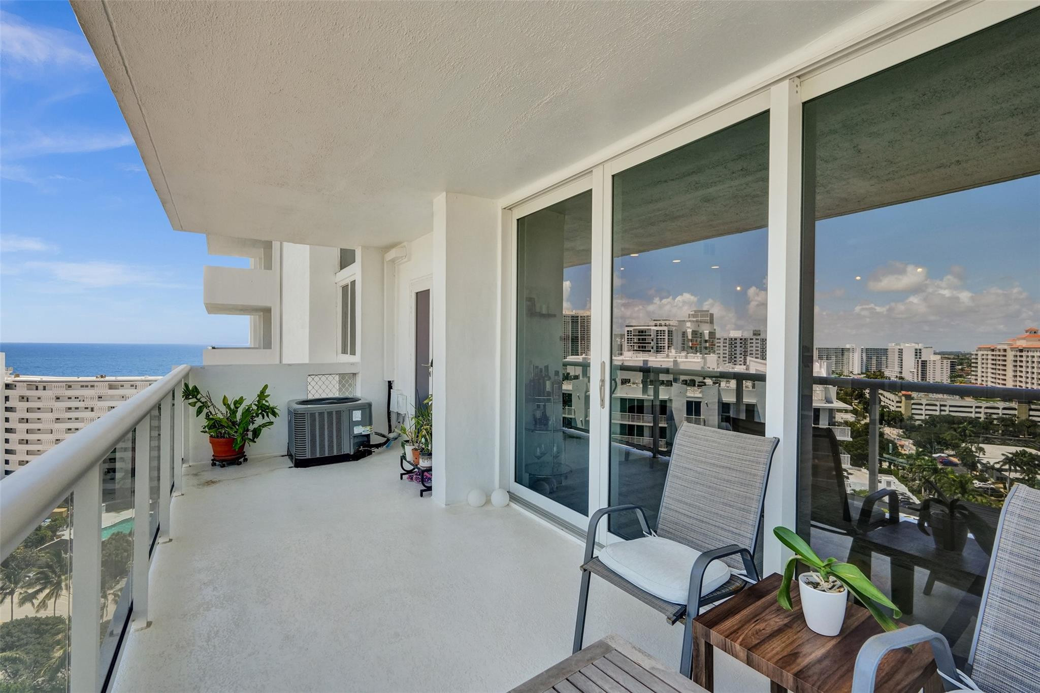 2715 N Ocean Blvd 17F