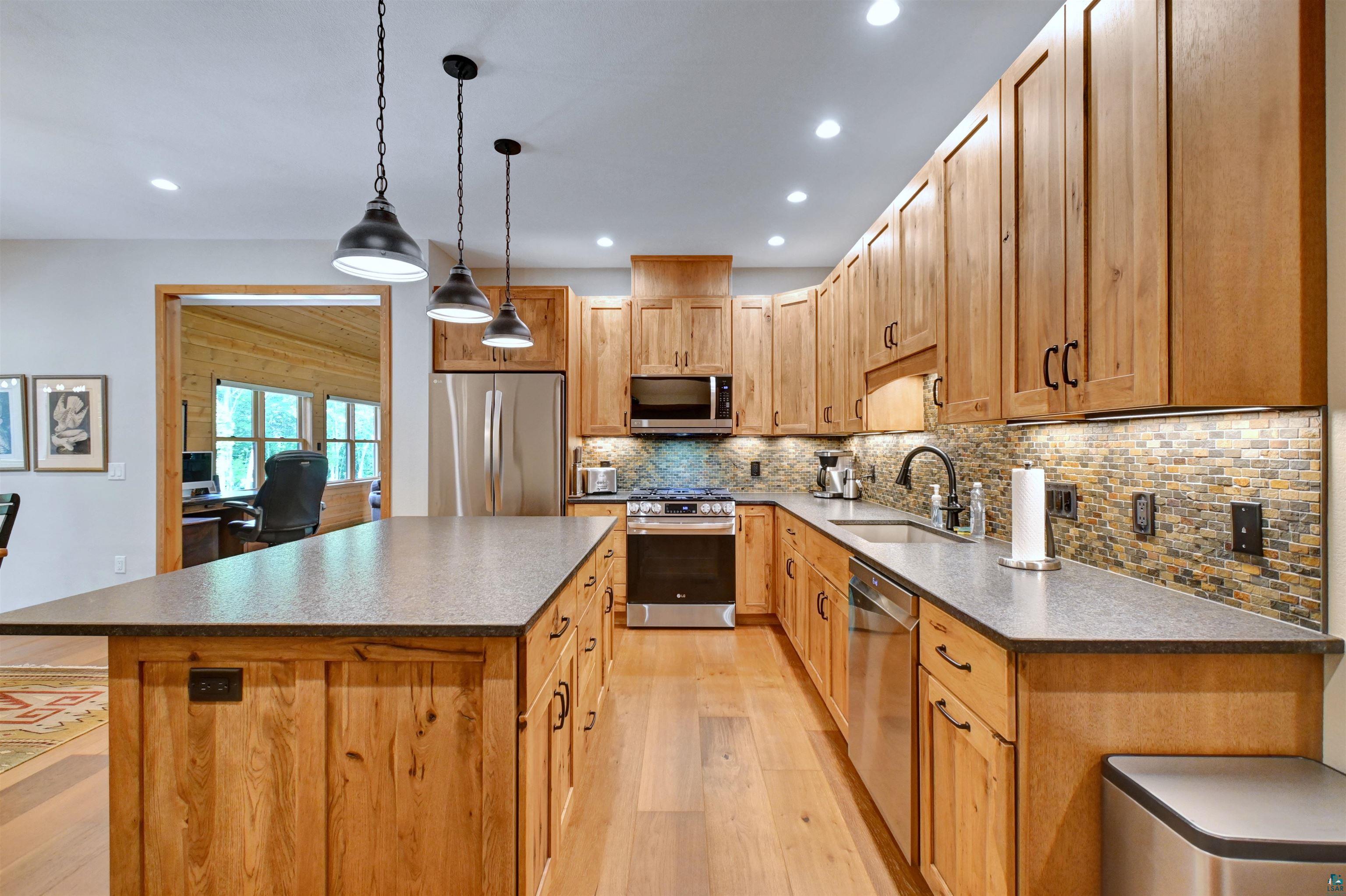 12207 E Railroad Rd