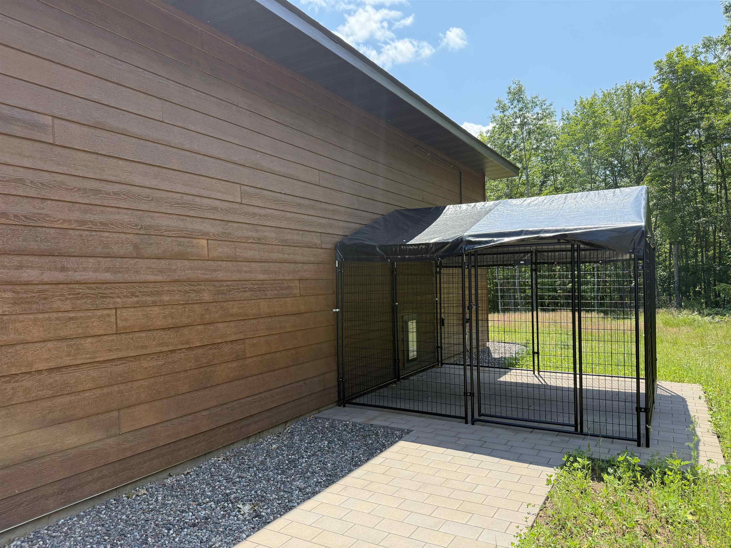 12207 E Railroad Rd