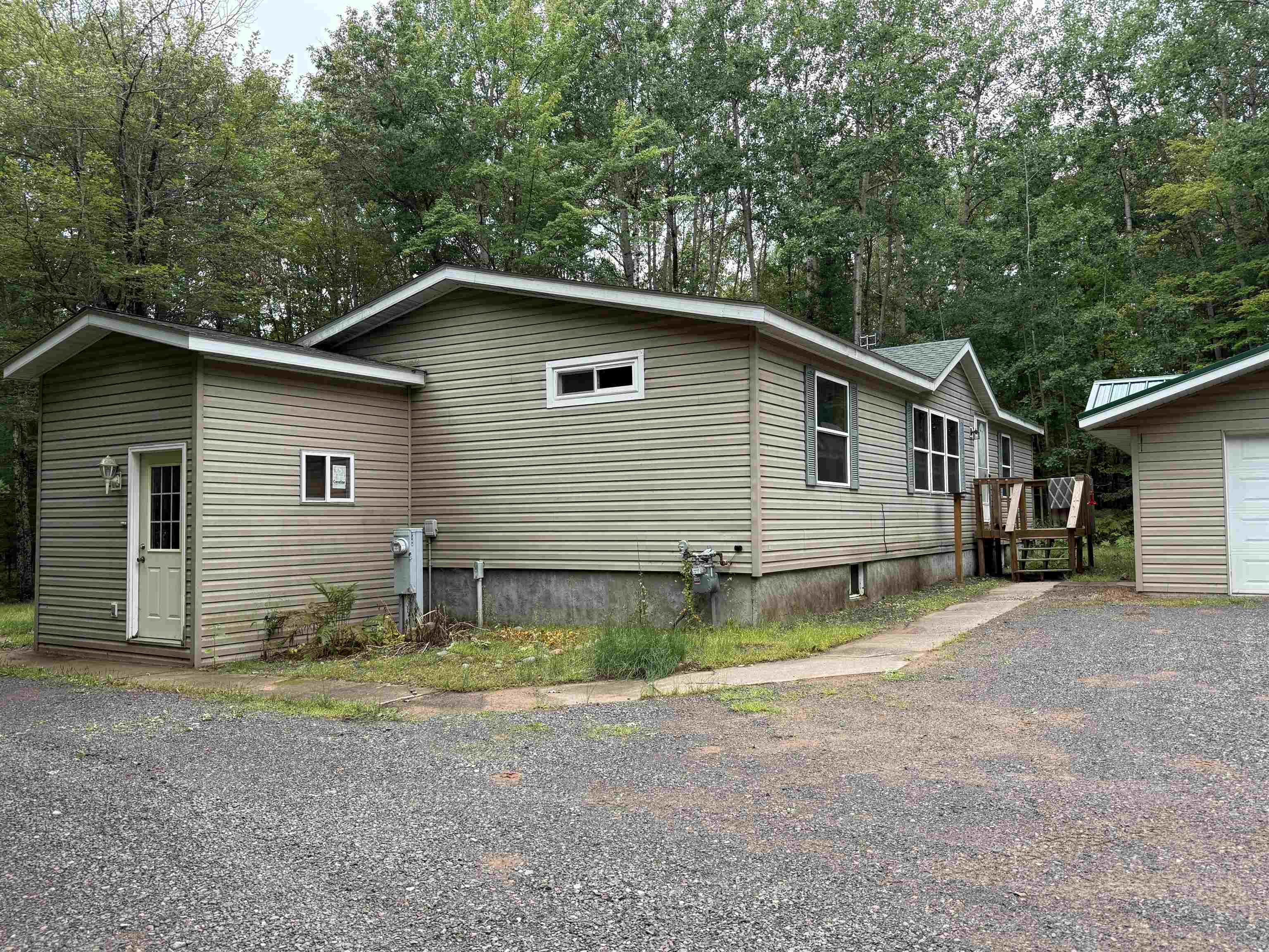 67745 W Spider Lake Rd