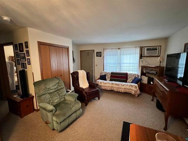 68095 Cty Hwy H