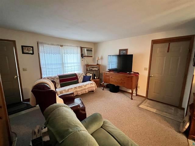 68095 Cty Hwy H