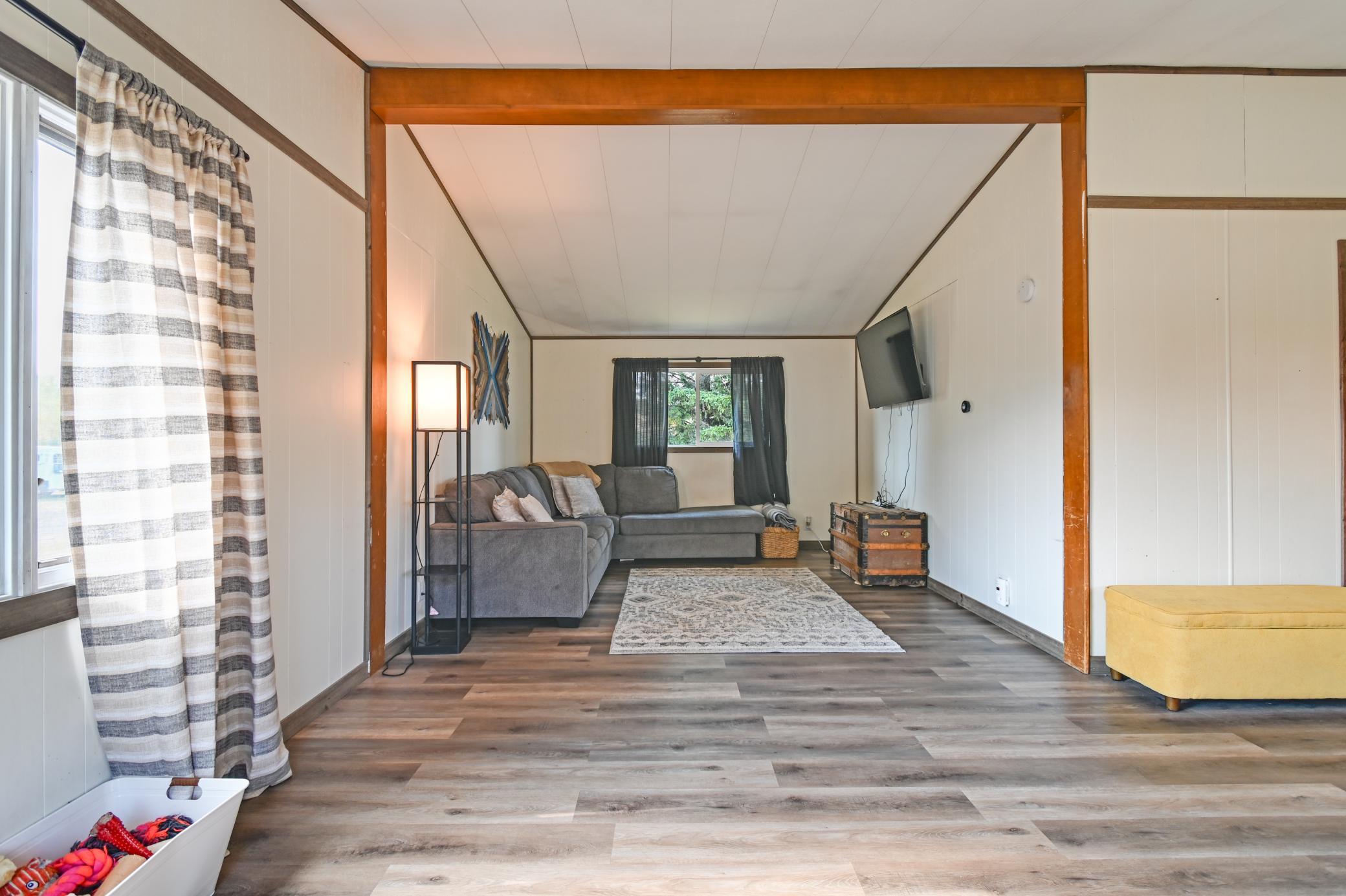 9482 W Homestead Road