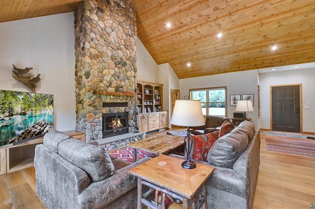 12207 E Railroad Road