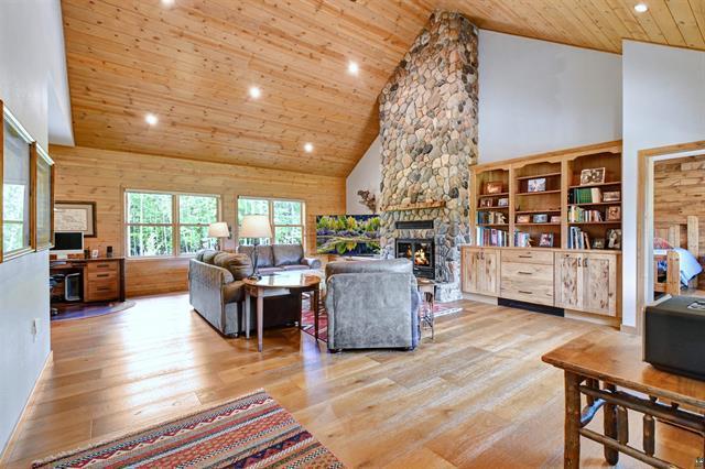 12207 E Railroad Road