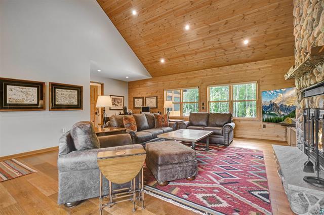 12207 E Railroad Road