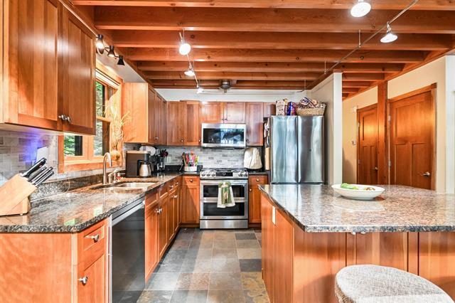 65885 Troutdale Road