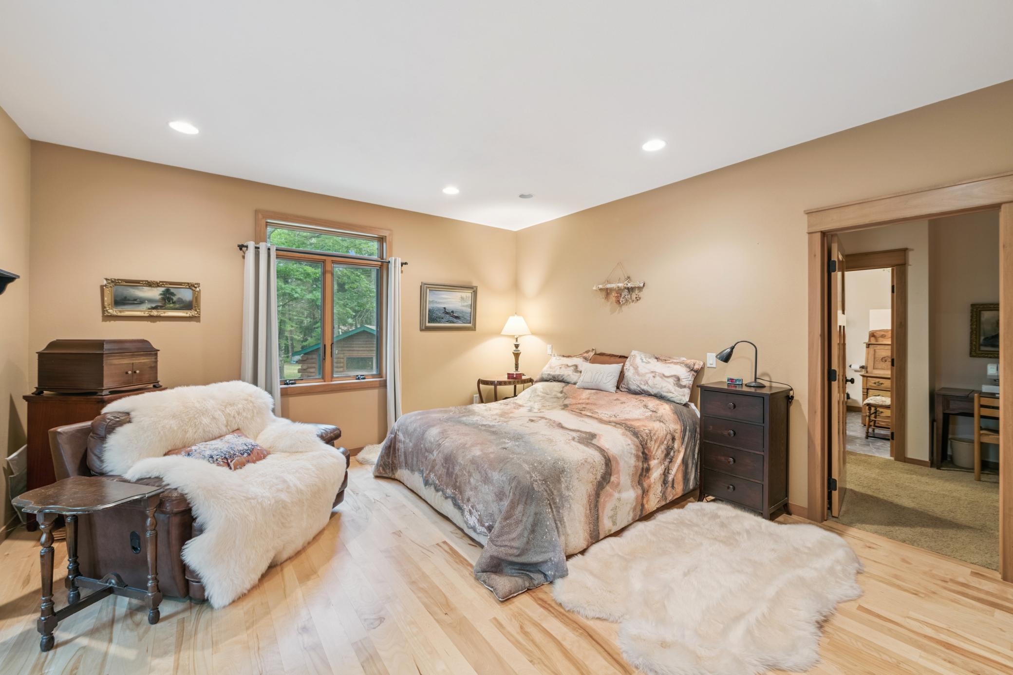 9625 Buskey Bay Drive