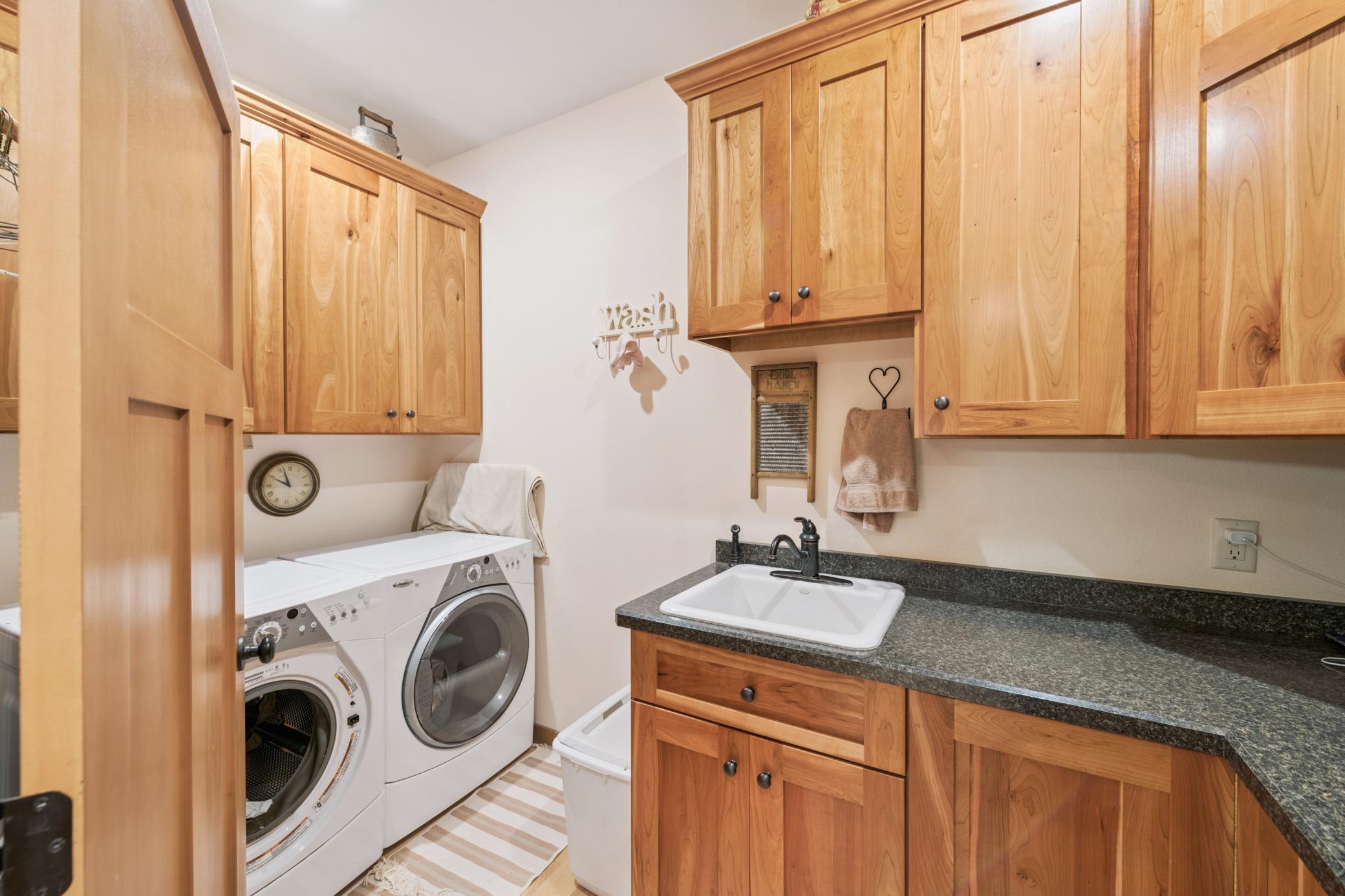 9625 Buskey Bay Drive