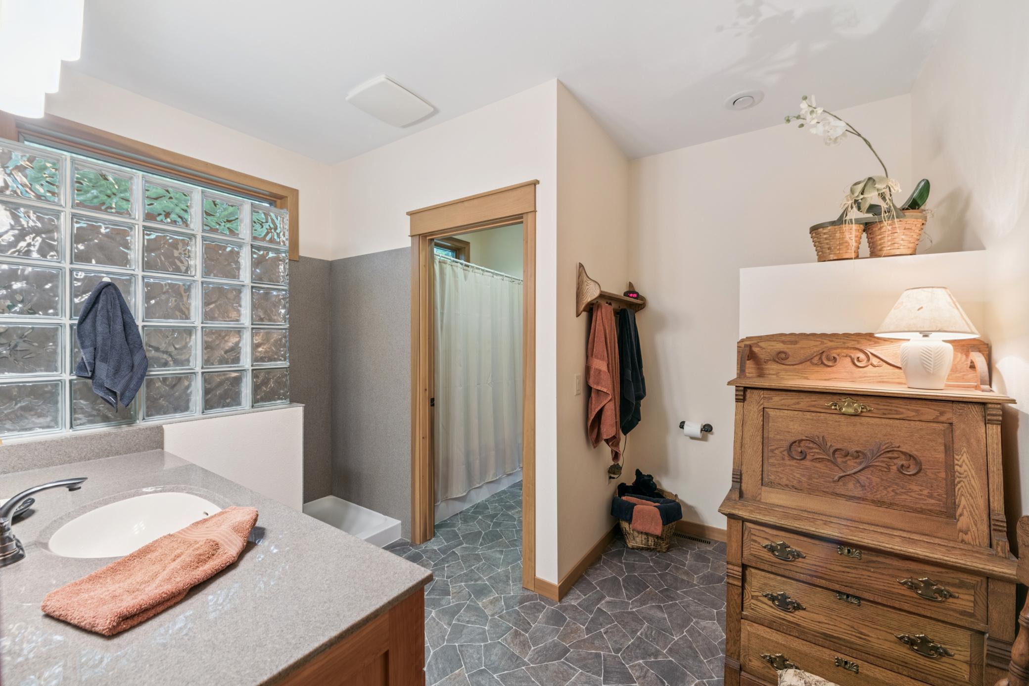 9625 Buskey Bay Drive