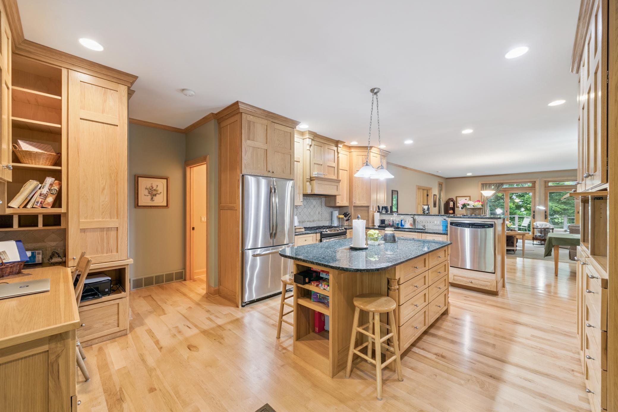 9625 Buskey Bay Drive