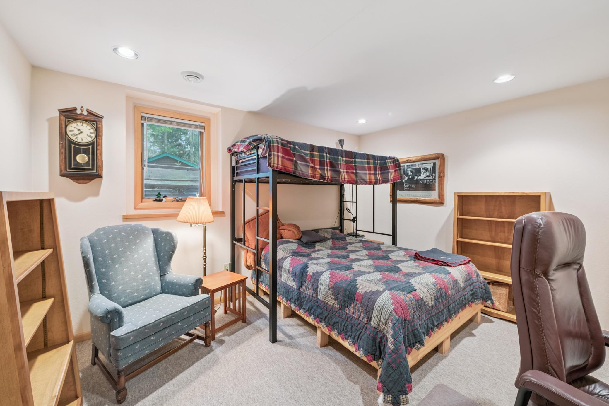 9625 Buskey Bay Drive