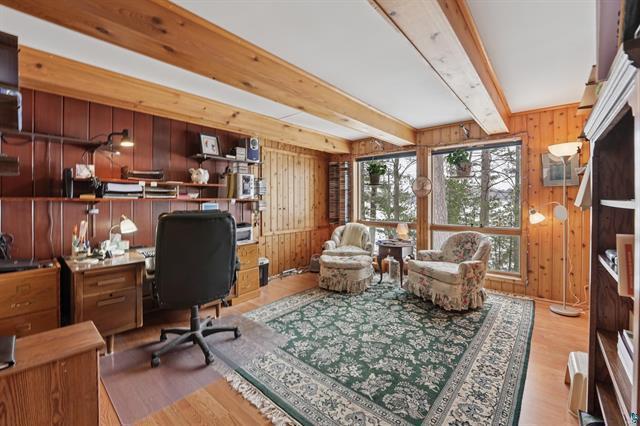 10180 County Highway H