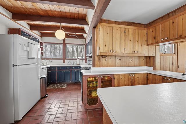 10180 County Highway H