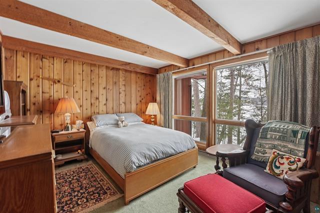 10180 County Highway H