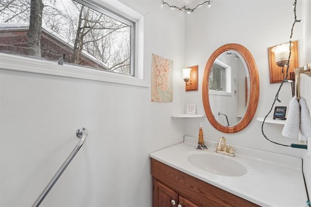 10180 County Highway H