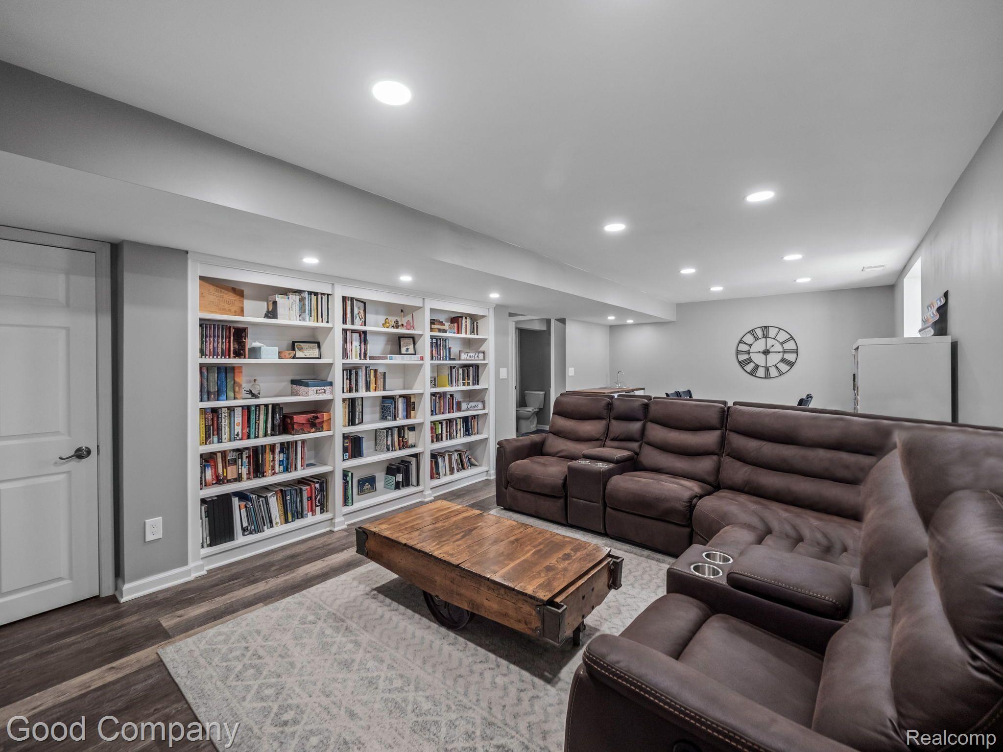 13943 SHAMROCK Drive