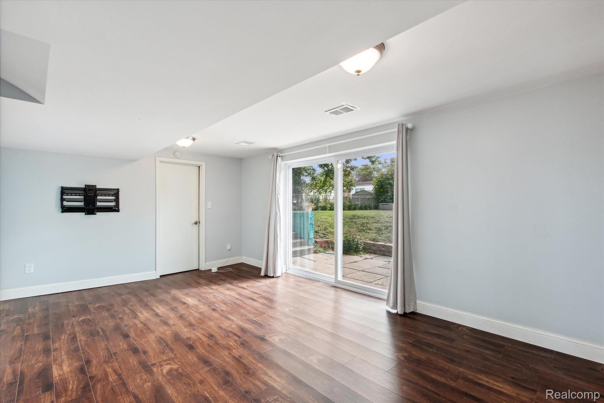 29711 LAMAR Lane