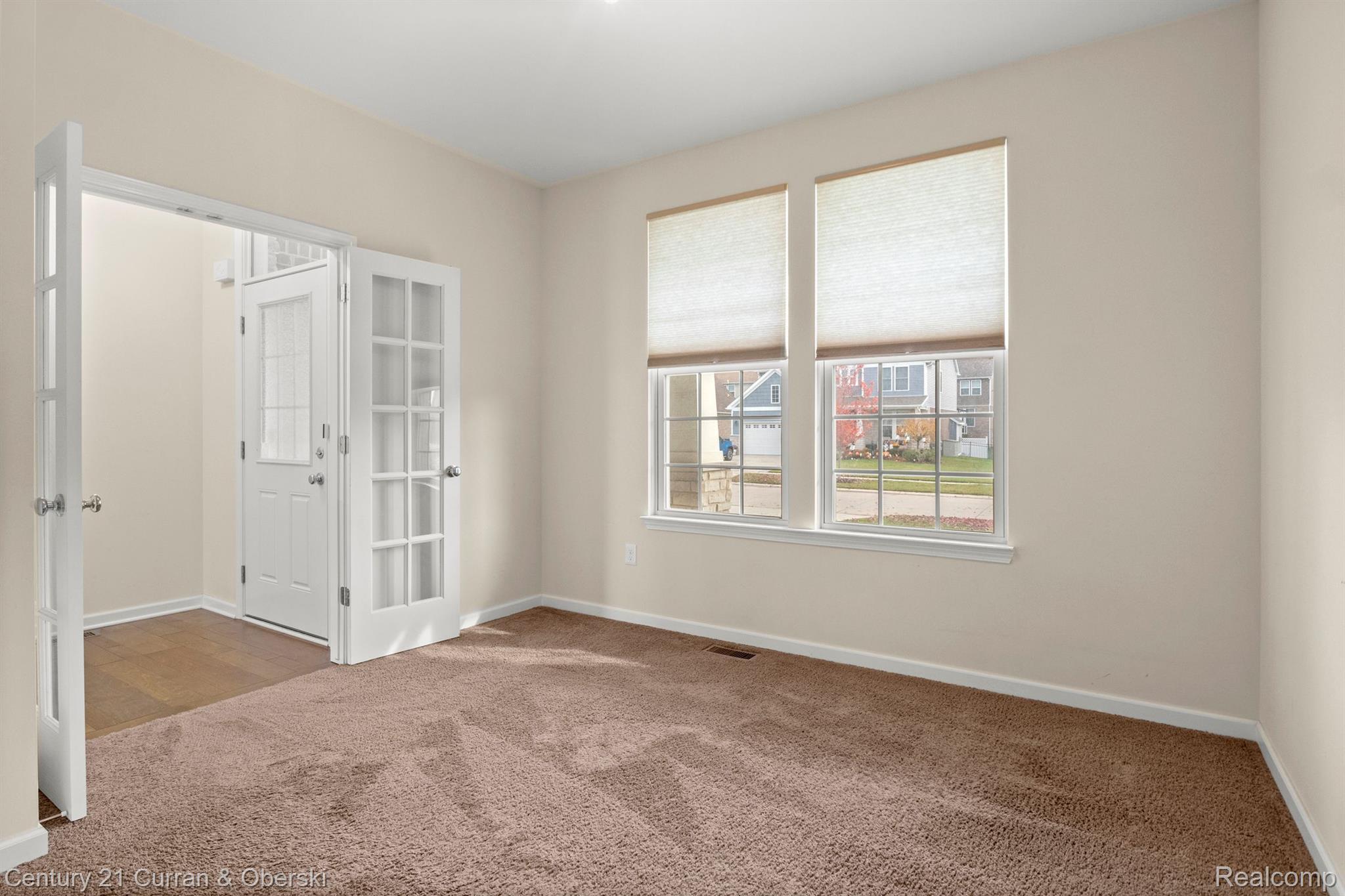 7953 EVERETT Drive