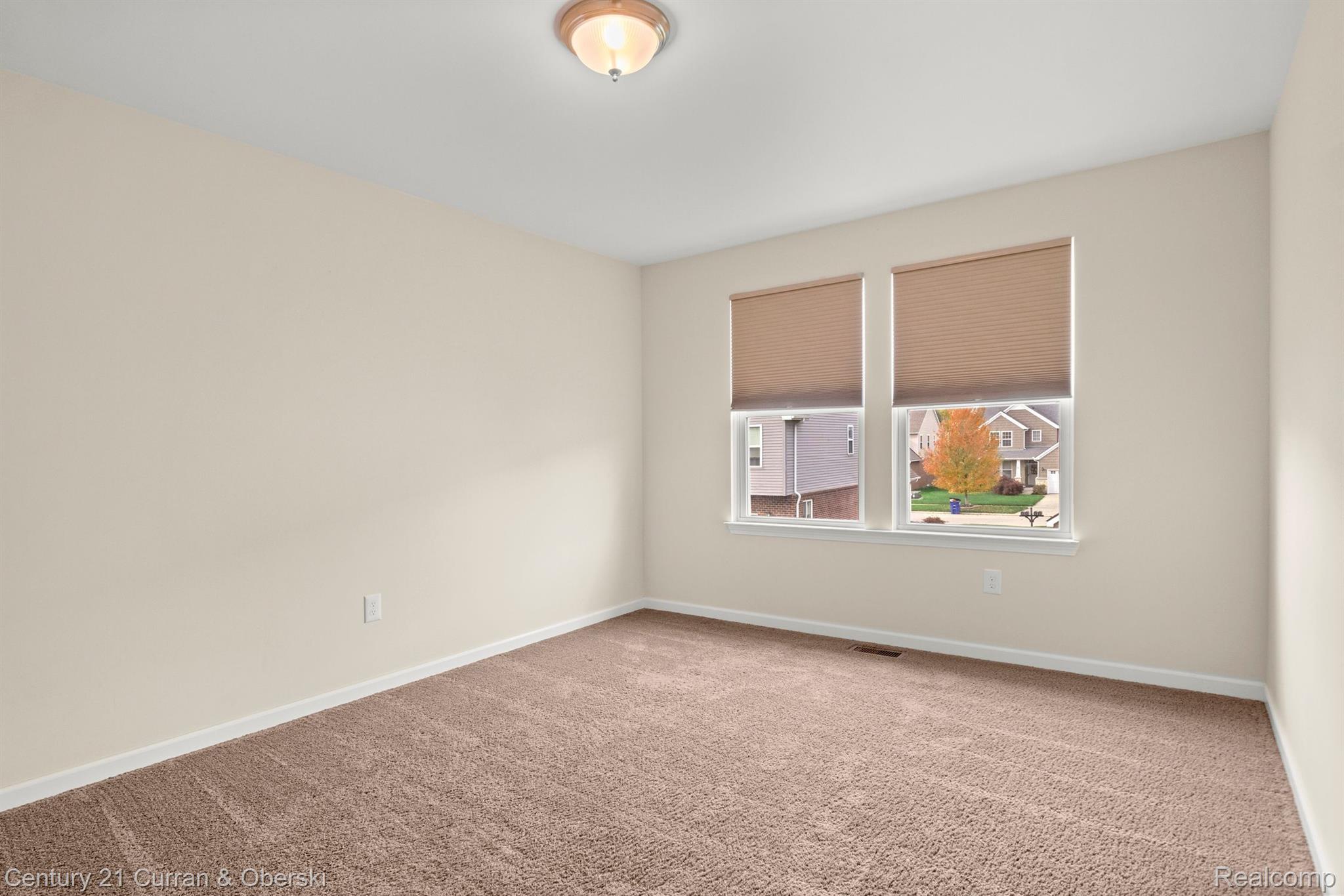7953 EVERETT Drive