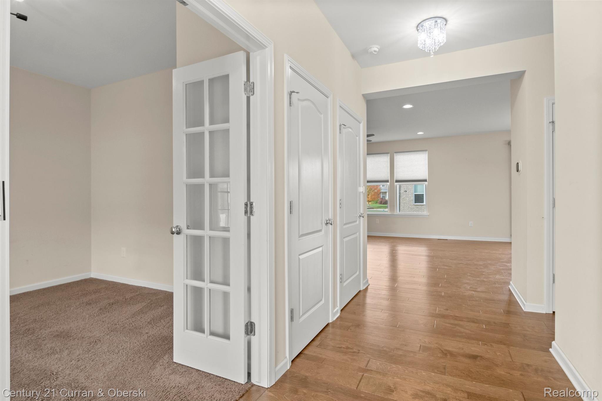 7953 EVERETT Drive