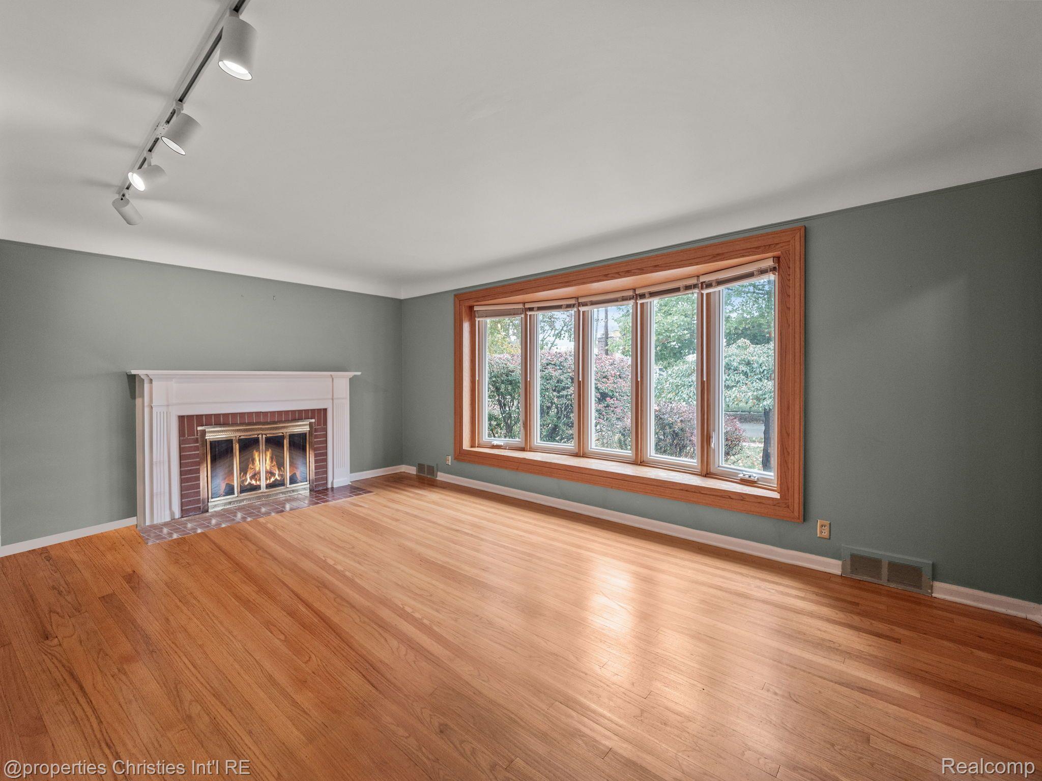 4322 BUCKINGHAM Road