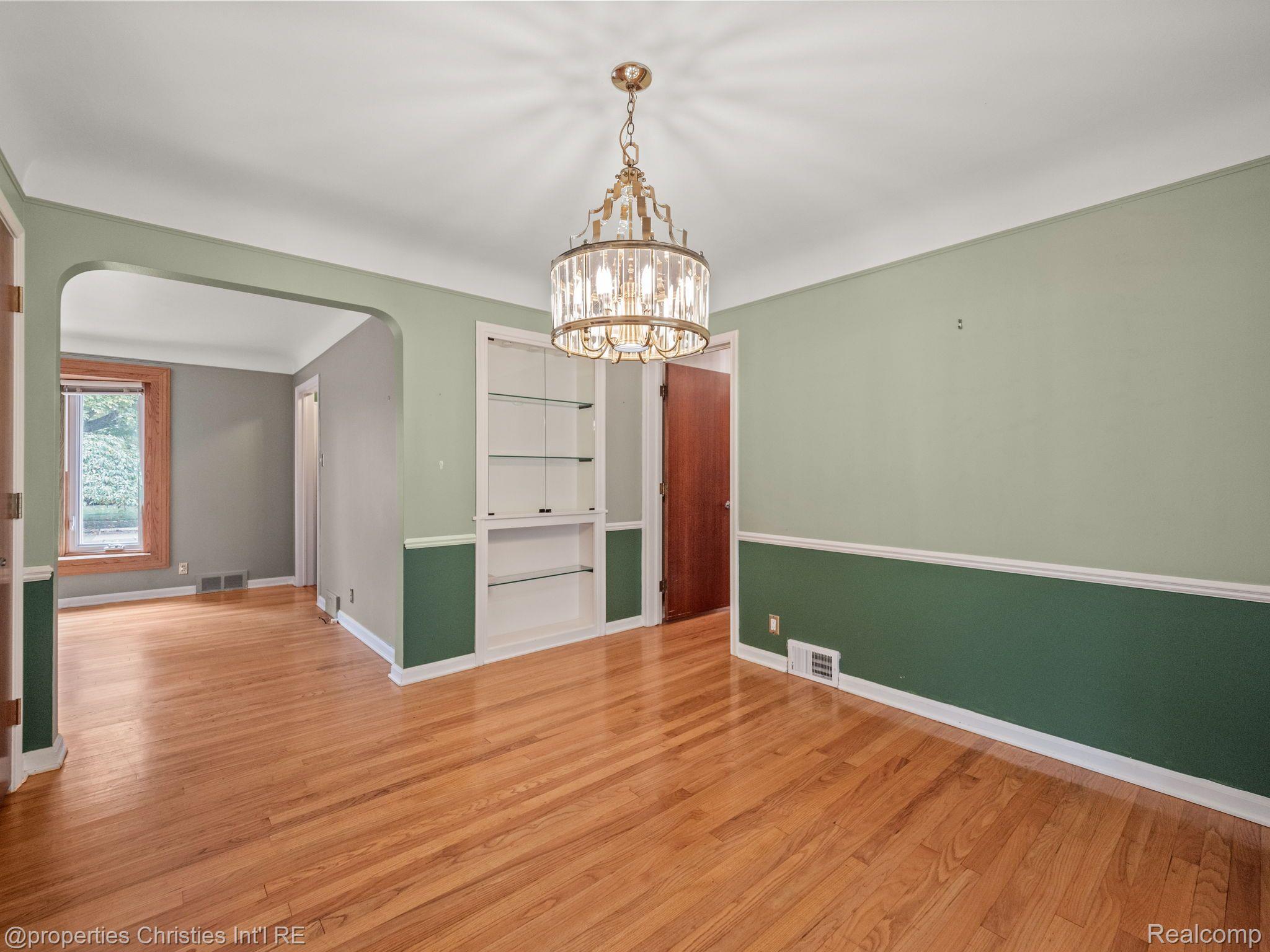 4322 BUCKINGHAM Road