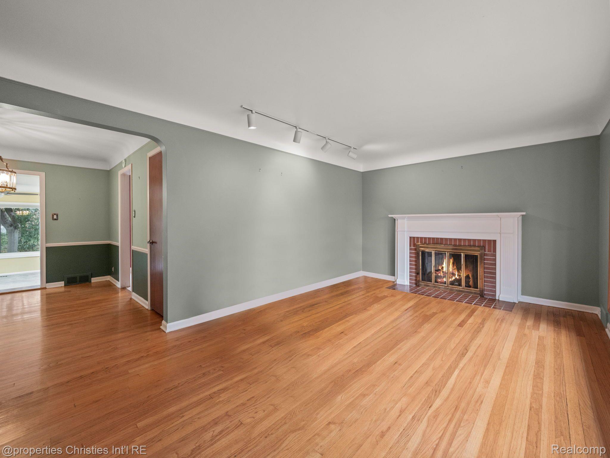 4322 BUCKINGHAM Road