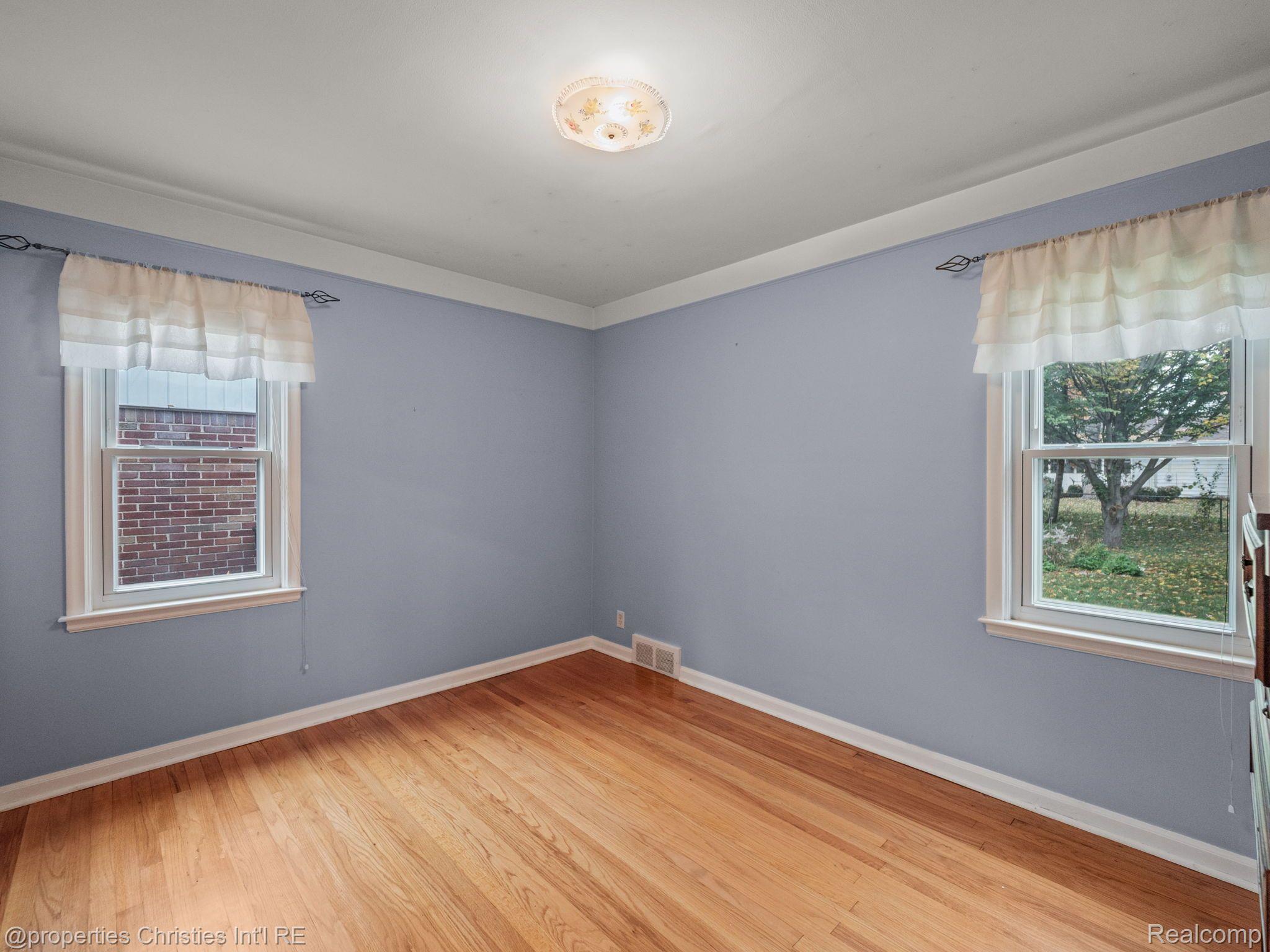 4322 BUCKINGHAM Road