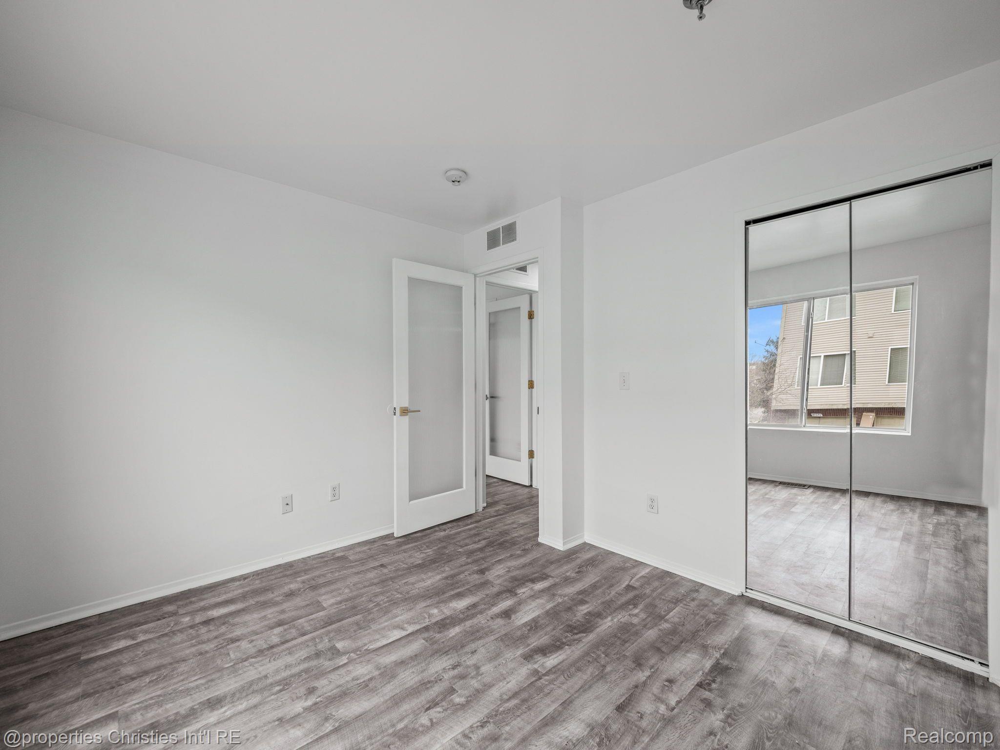 23206 CORNERSTONE VILLAGE Drive