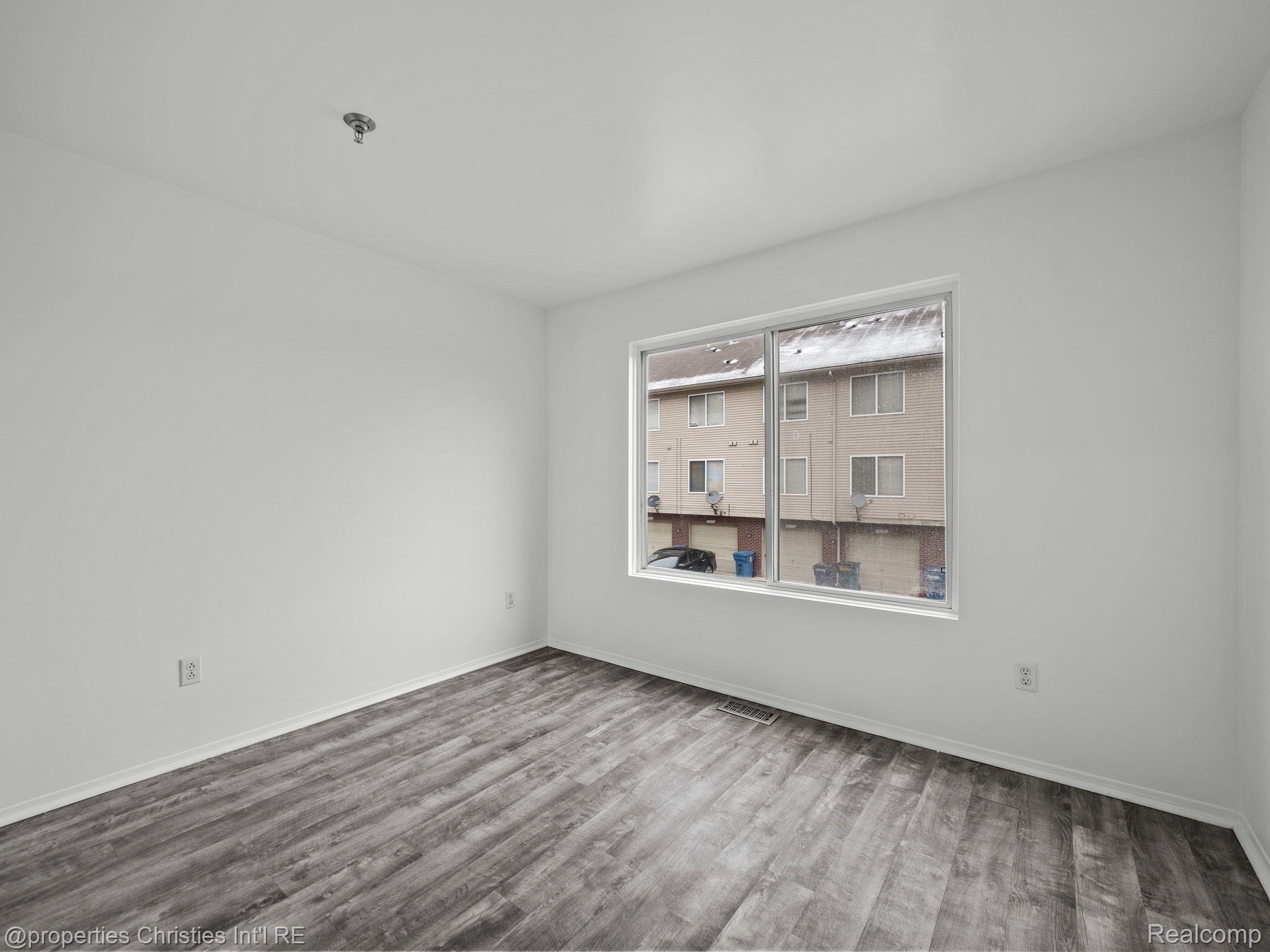 23206 CORNERSTONE VILLAGE Drive