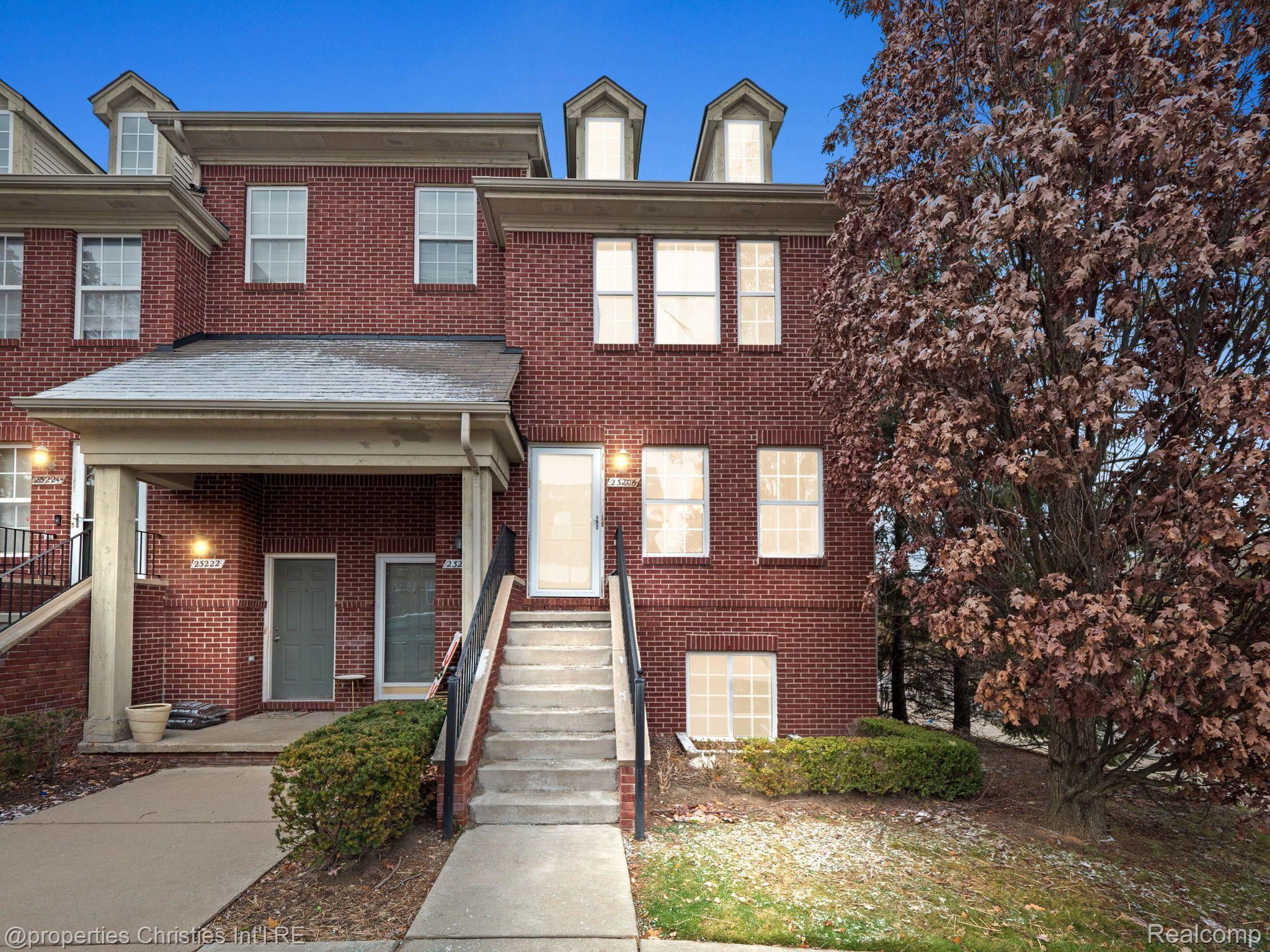 23206 CORNERSTONE VILLAGE Drive